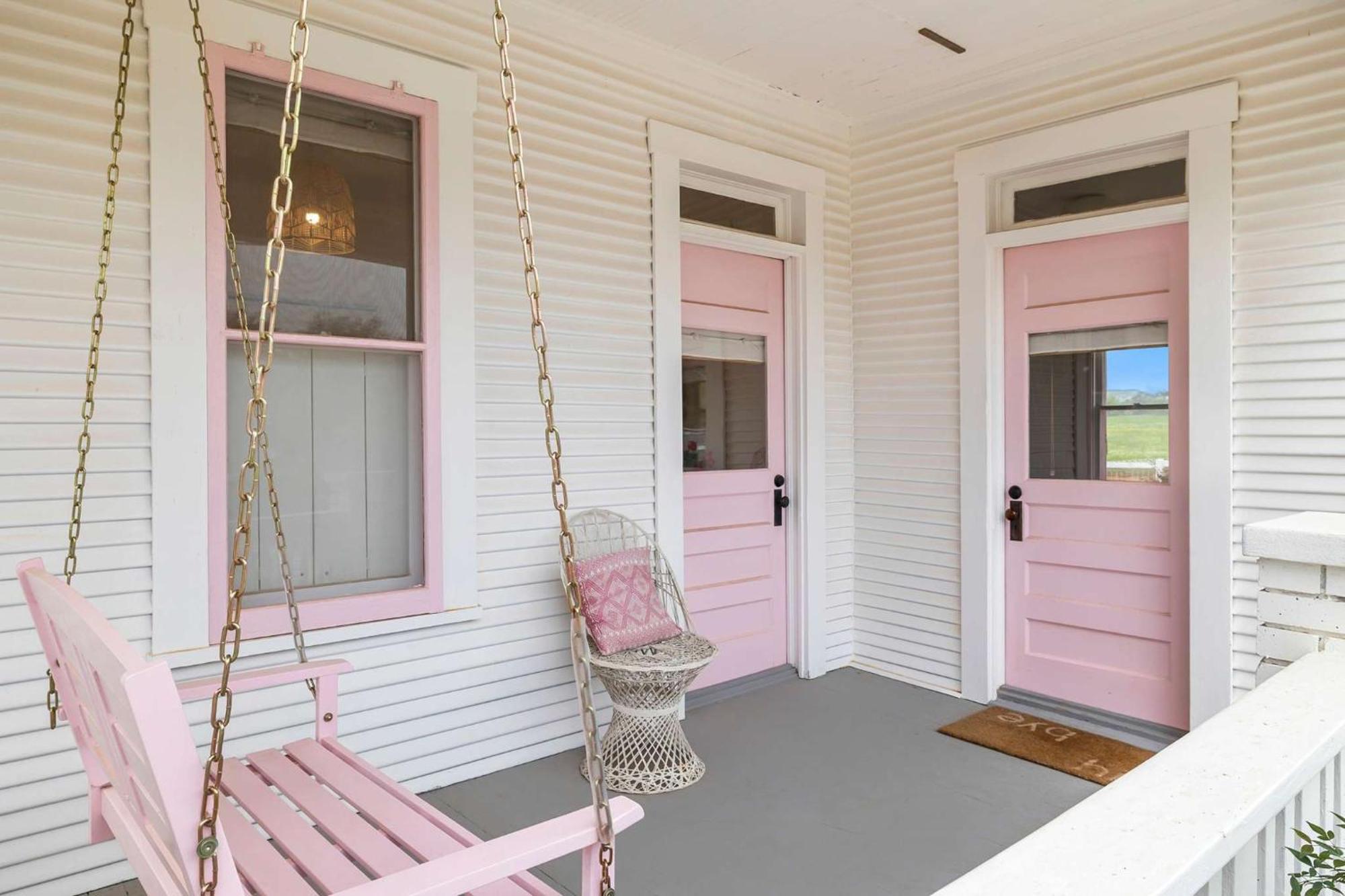 Pink Duchess - Mins To Main Hot Tub & Fire Pit Villa Fredericksburg Buitenkant foto