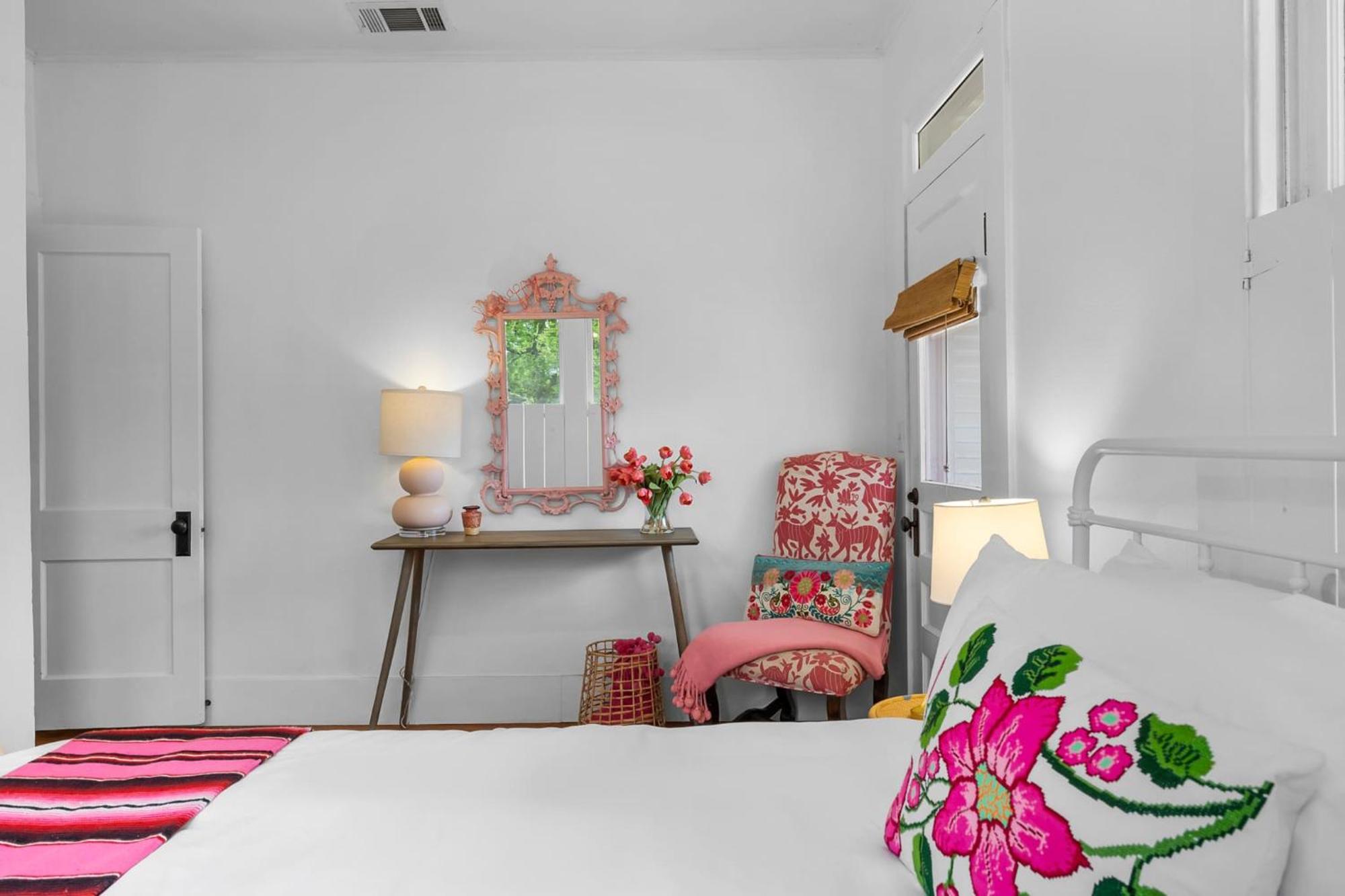 Pink Duchess - Mins To Main Hot Tub & Fire Pit Villa Fredericksburg Buitenkant foto