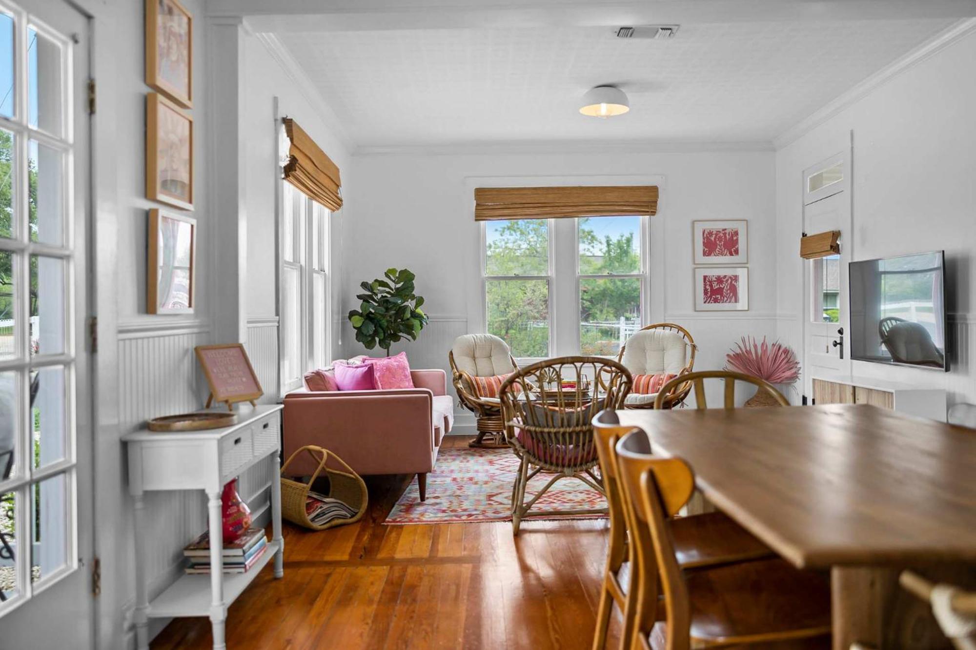 Pink Duchess - Mins To Main Hot Tub & Fire Pit Villa Fredericksburg Buitenkant foto