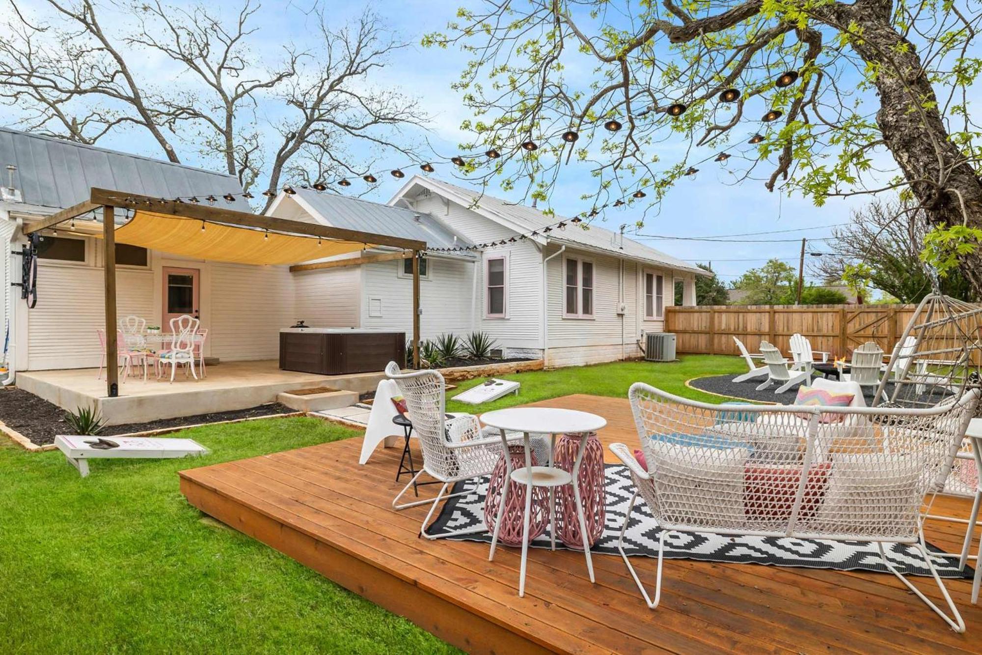 Pink Duchess - Mins To Main Hot Tub & Fire Pit Villa Fredericksburg Buitenkant foto