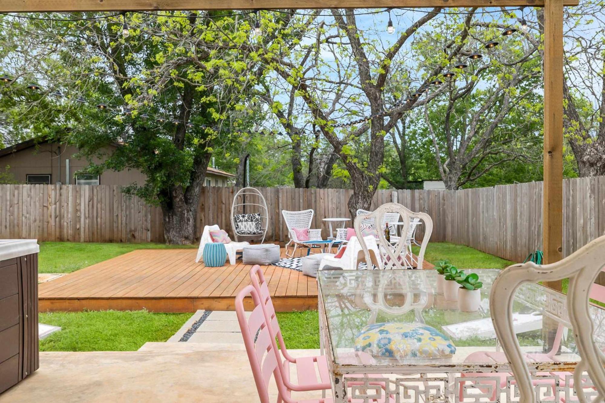 Pink Duchess - Mins To Main Hot Tub & Fire Pit Villa Fredericksburg Buitenkant foto